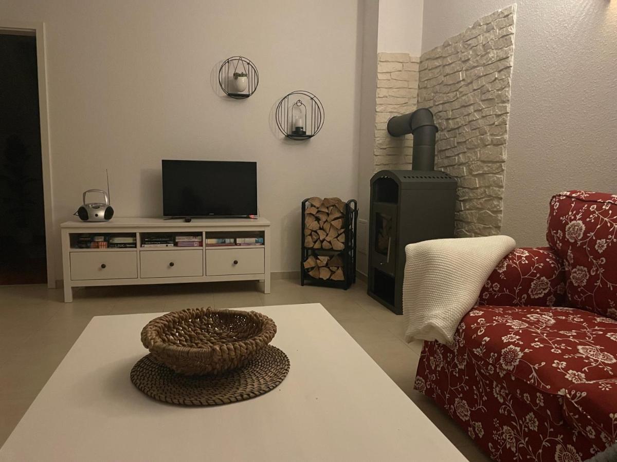 Gemuetliche Ferienwohnung Mit Kamin Stadtilm Εξωτερικό φωτογραφία